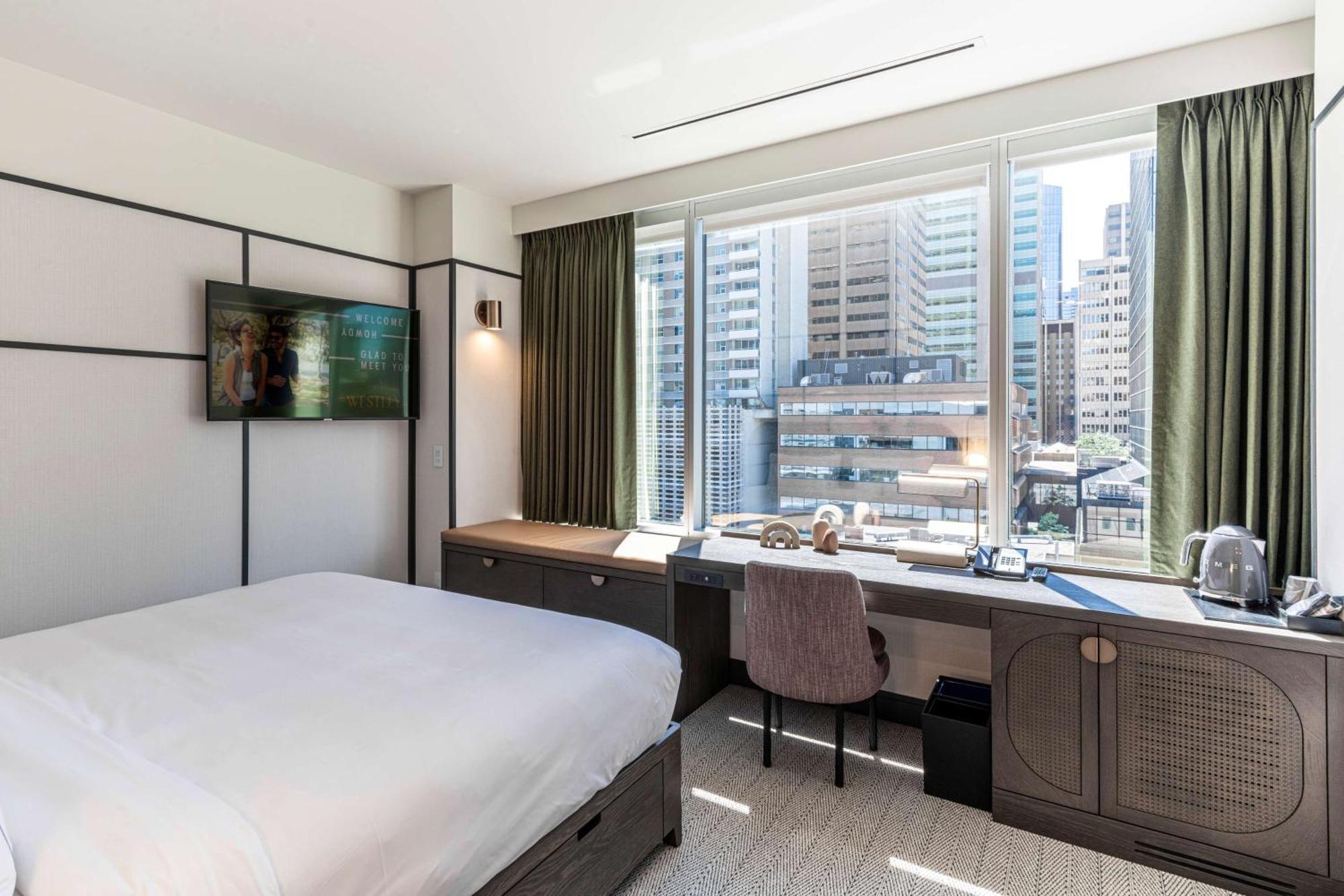 The Westley Calgary Downtown, Tapestry Collection By Hilton Hotel Exterior photo